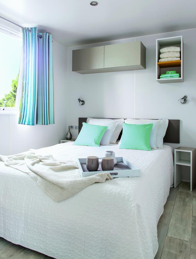Les Champs Blancs 5* Agde